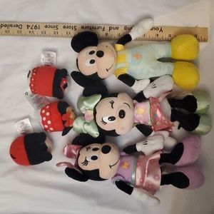 : 6pc Disney Minnie & mickey mouse plush & tsum tsum stuff Animal figures